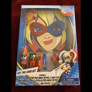 Harley Quinn makeup kit